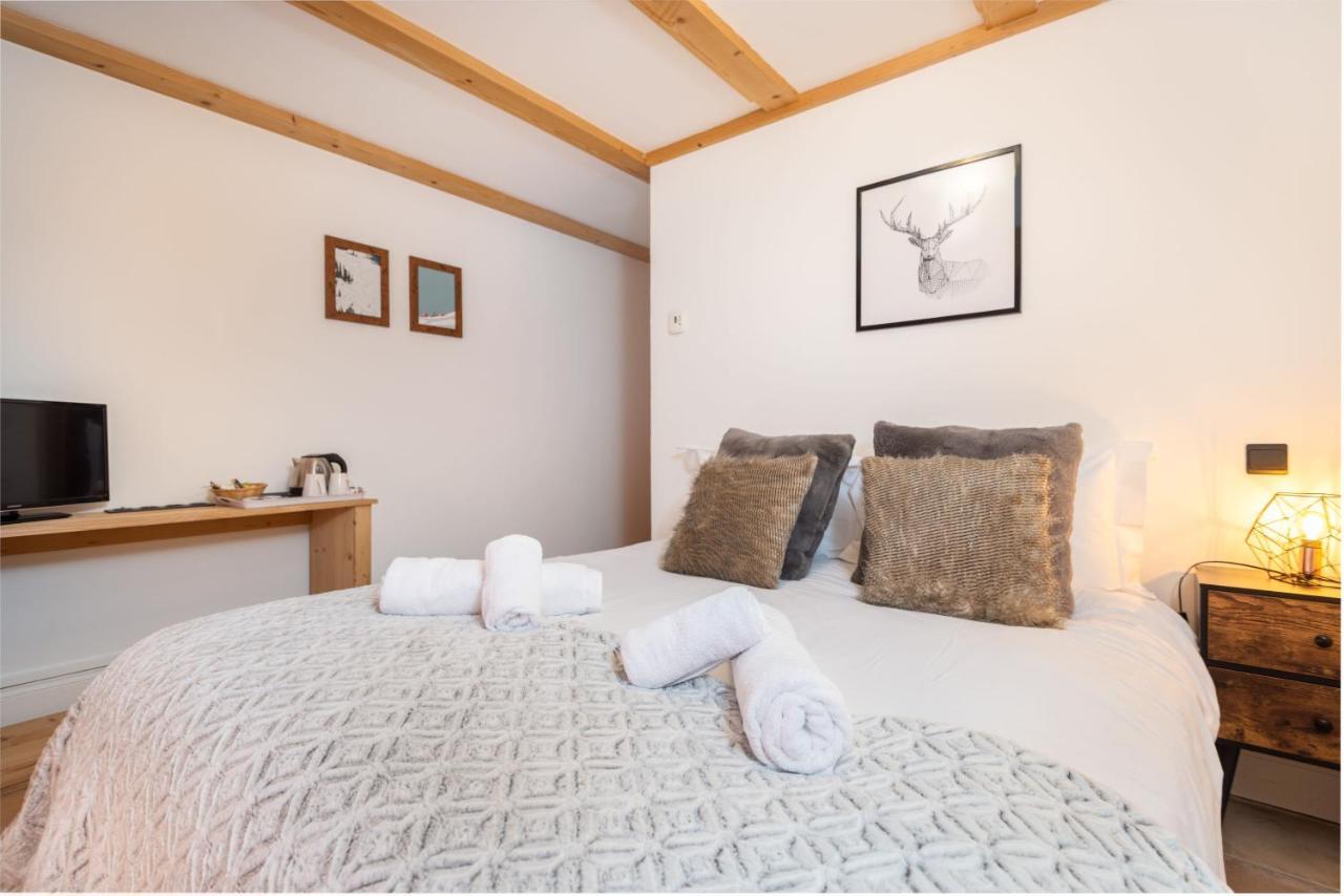 Yeti Lodge Rooms アルジェンティエール エクステリア 写真